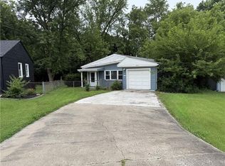 2407 NE 57th Ter, Kansas City, MO 64118