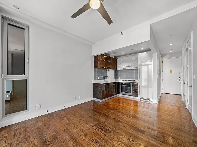 26-26 Jackson Ave #401 — Photo 6