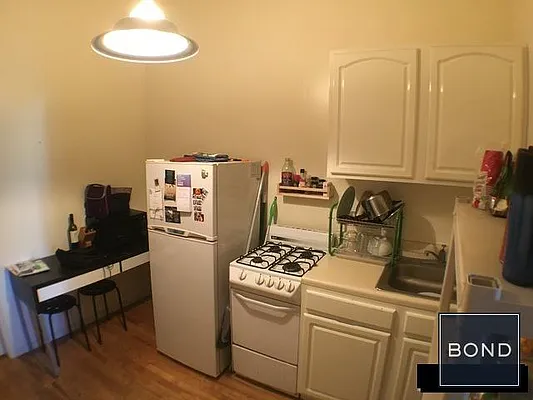 Rented by Bond New York | media 22