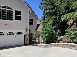 383 Rainier Rd, Lake Arrowhead, CA 92352