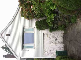 7320 17th Ave NE, Seattle, WA 98115