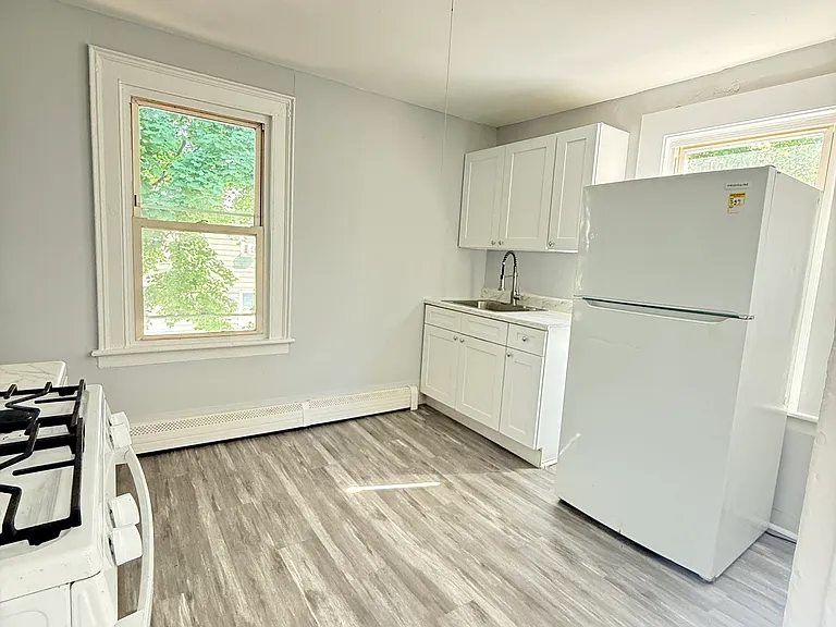 93 Tremont St — Photo 3