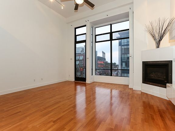 3rd image of 200 Townsend St Unit 24