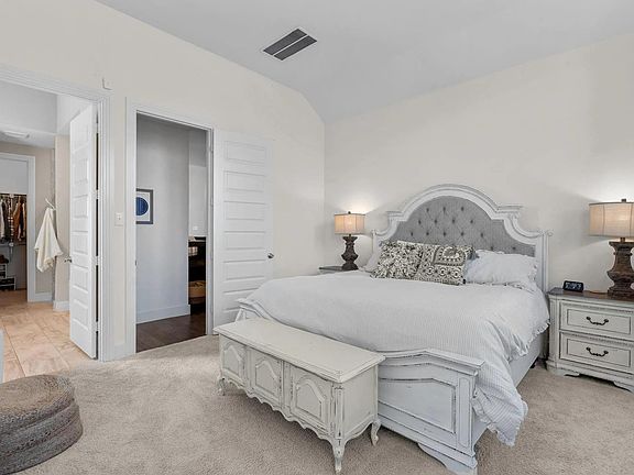 4th image of 1329 Pleasant Knoll Trl