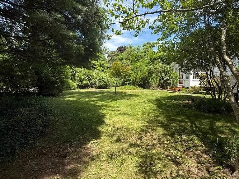 50 Mountain View Ave — Photo 5