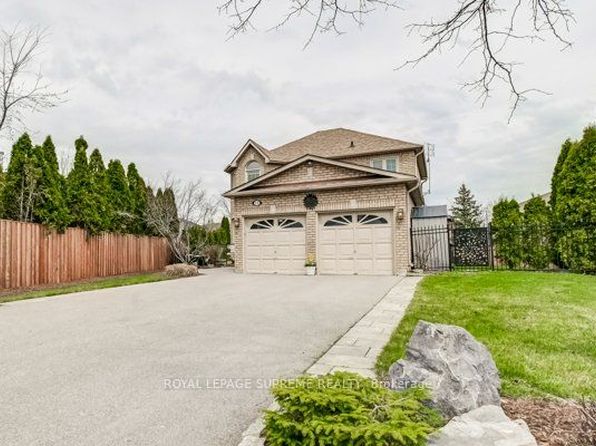 12 Cornerstone Ct, Caledon, ON L7E 1T4