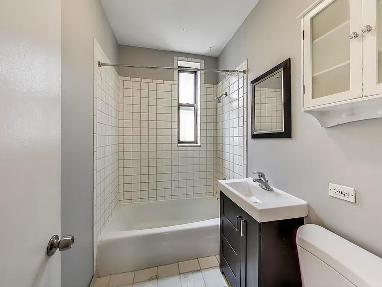 749 W California Ter #2 — Photo 12