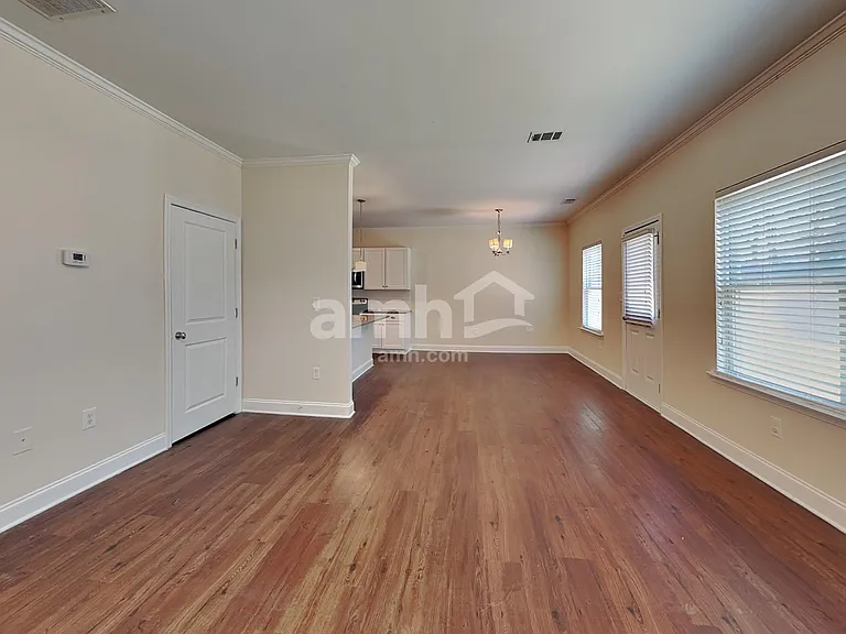 110 Dynasty Ln — Photo 9