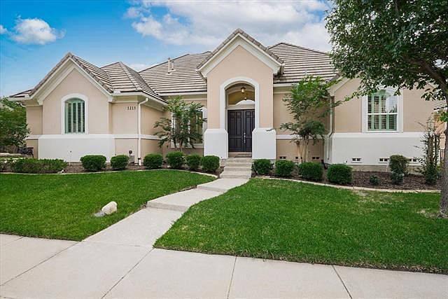 1st image of 3215 University Park Ln