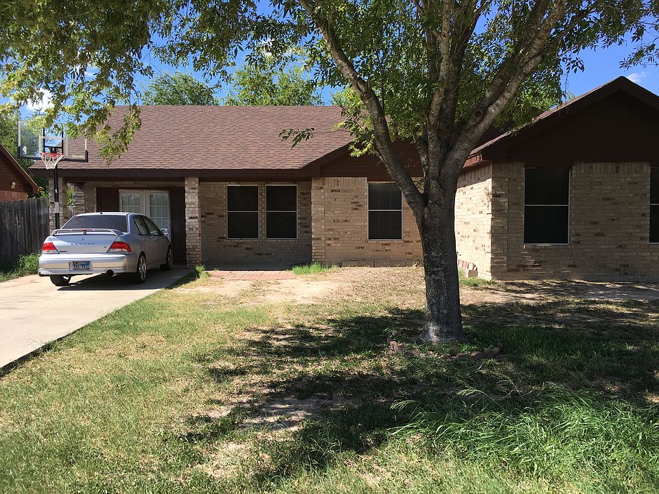 1st image of 1011 E Pebble Dr