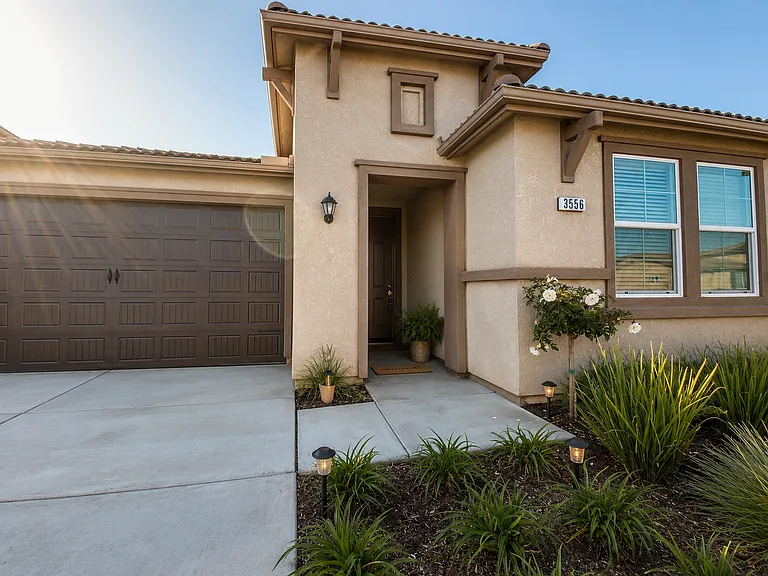 3556 Cordova Ave — Photo 14