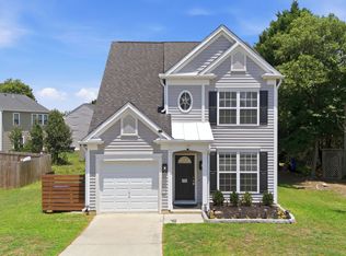 105 N Honey Springs Ave, Fuquay Varina, NC 27526