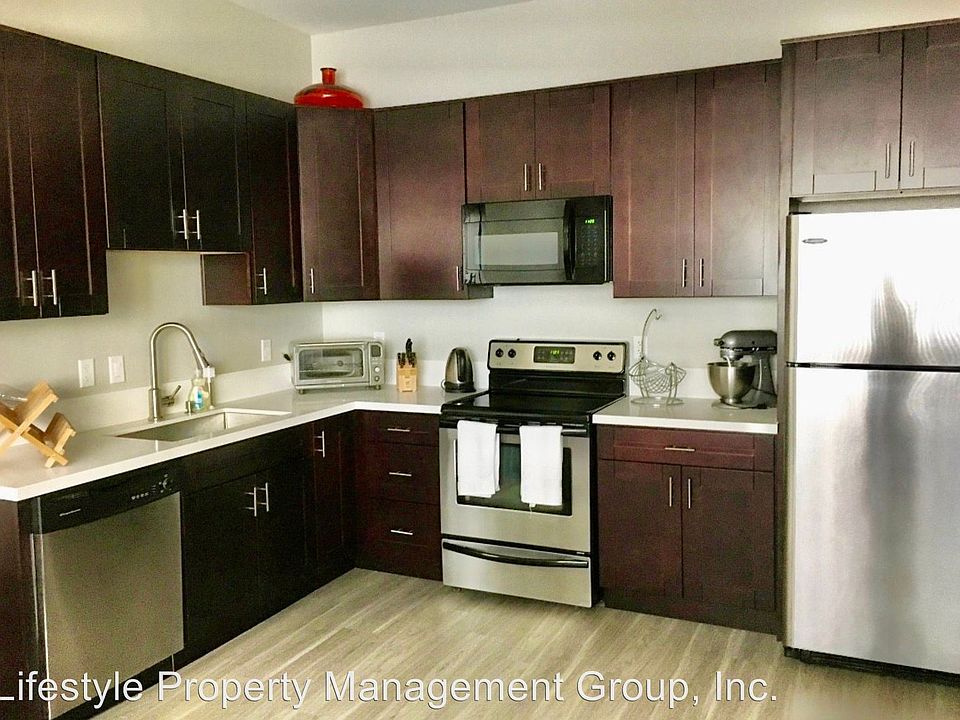 1st image of 889 Date St Unit 341