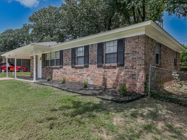 7312 Skylark Dr, Little Rock, AR 72209