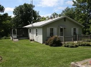 3061 Tunnelton Bono Rd, Mitchell, IN 47446