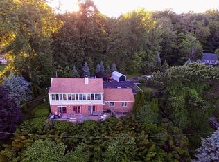 89 Old Canal Rd, Clifton Park, NY 12065