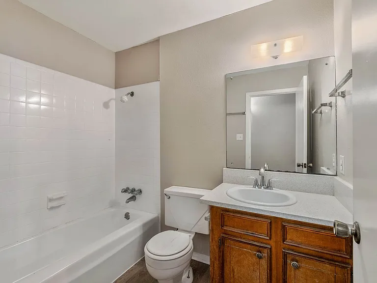 1210 Neal Pickett Dr — Photo 14