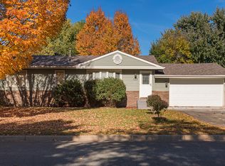 2041 Emerald Ln, Eagan, MN 55122