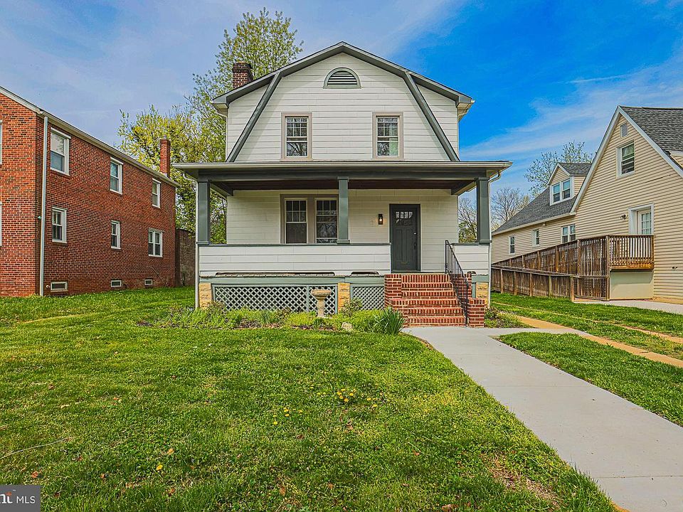 1st image of 3916 W Strathmore Ave