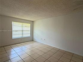 291 NW 177th St