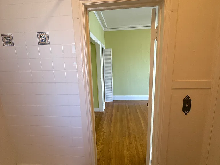 624 Beacon St #624 — Photo 8