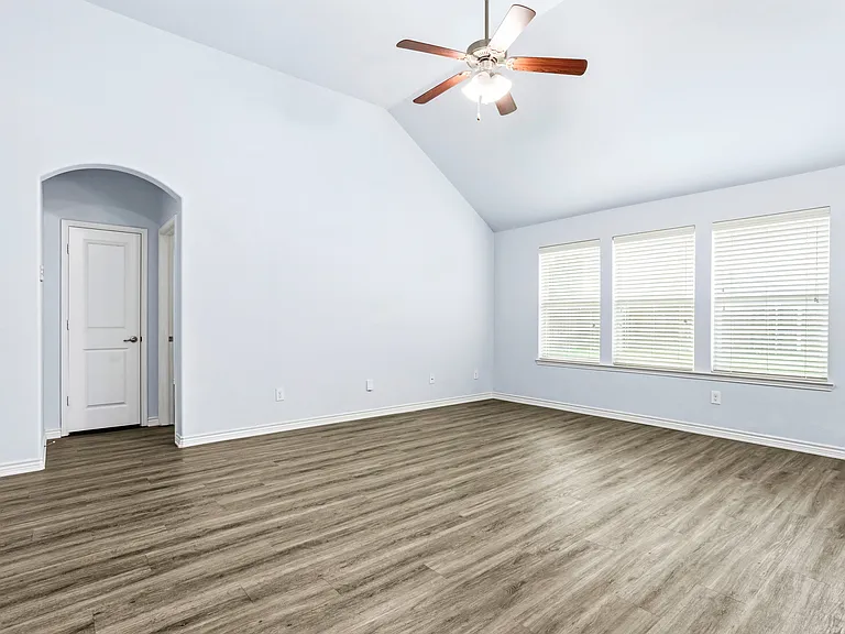 11901 Summer Springs Dr — Photo 10