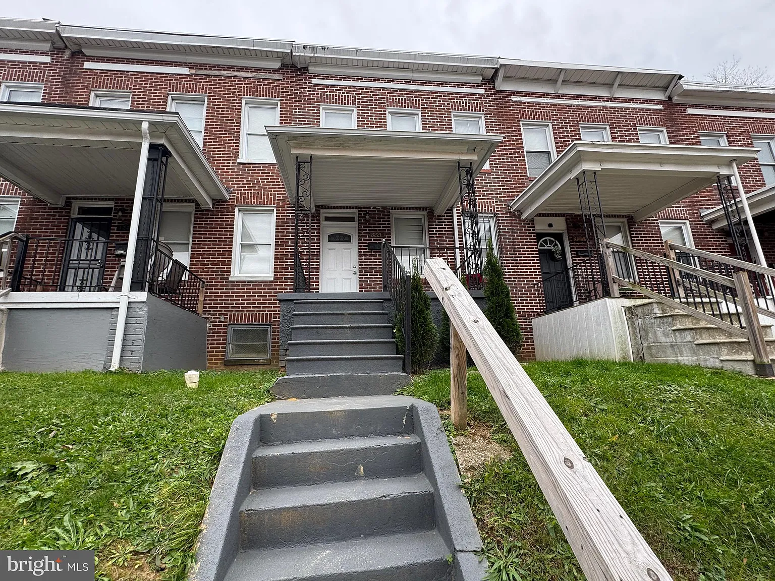 2 bed, 2.0 bath, 1020 sqft, $1,650 — Photo 2