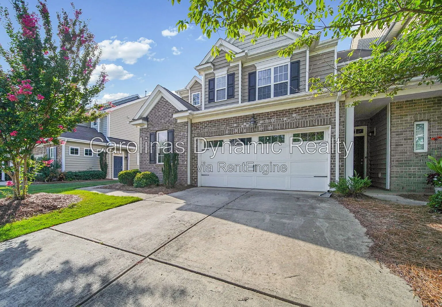 3 bed, 2.5 bath, 1842 sqft, $2,500 — Photo 2