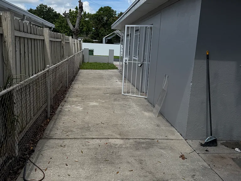 2605 N Matanzas Ave — Photo 9