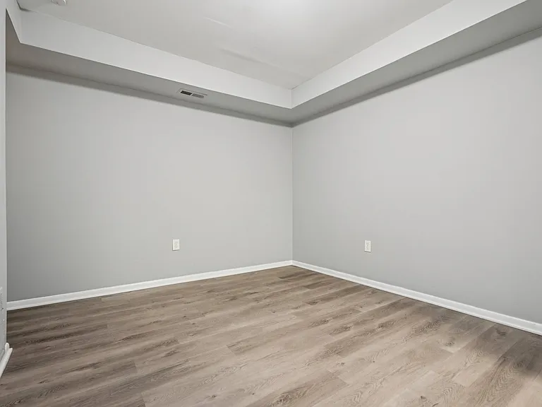 Aspen Apartments — Photo 6