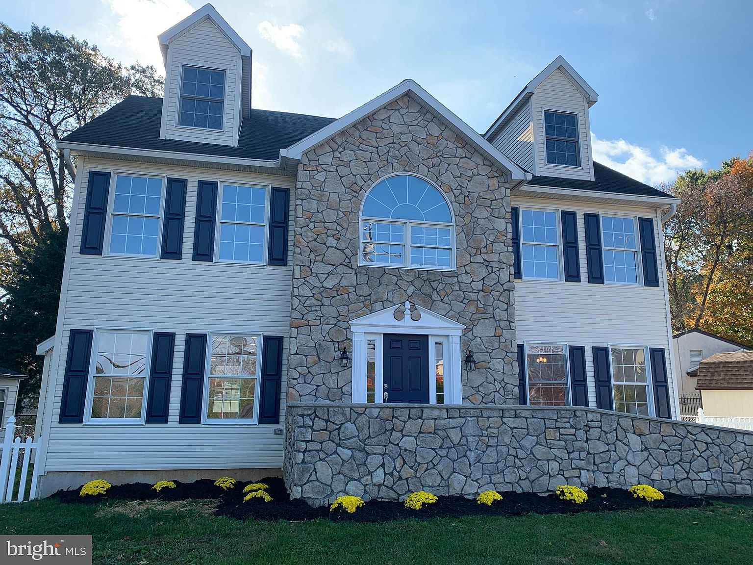 415 Albany Ct, Wallingford, PA 19086 MLS PADE2056468 Zillow