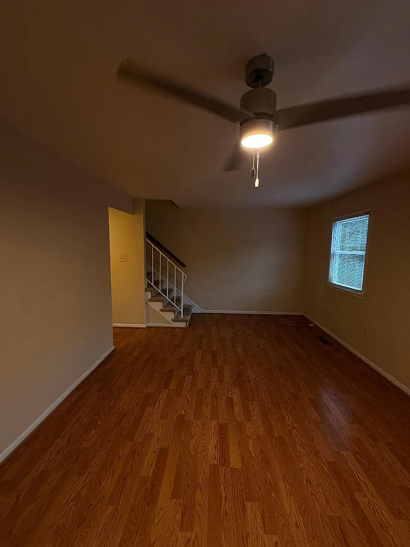 3921 Breezy Ct — Photo 4