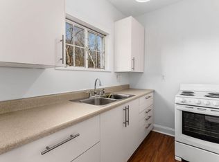 453 Burg St #B, Granville, OH 43023
