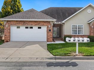 1392 N Sandy Creek Cir UNIT 1, Nixa, MO 65714