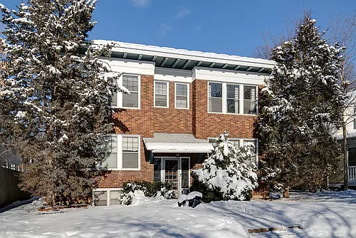 1841 Laurel Ave Photo 1
