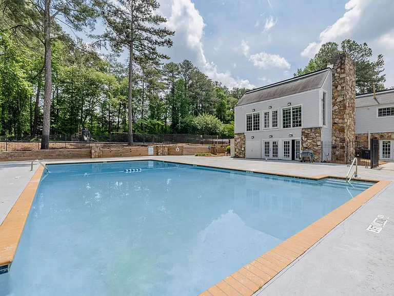 Manchester Ridge | Modern Living in the Heart of College Park — Photo 17
