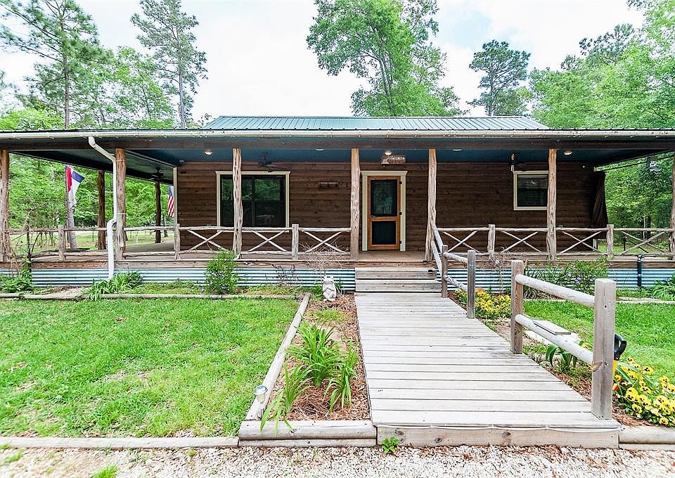 1st image of 388 Moonlite Dr