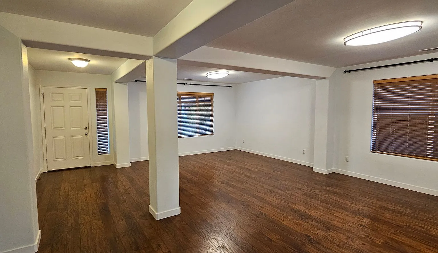 WoodCreek 4 Bedroom — Photo 2