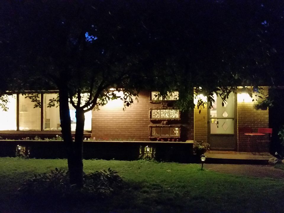 2nd image of 555 N Ottawa Rd