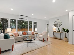 1519 5th Ave W APT 2, Seattle, WA 98119