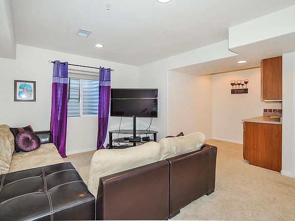 Finished Basement with full bathroom