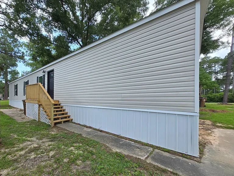 14142 Lorraine Rd #26 — Photo 2