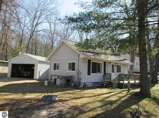324 4th St, Fife Lake, MI 49633