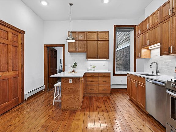 4th image of 913 Willow Ave APT 1A
