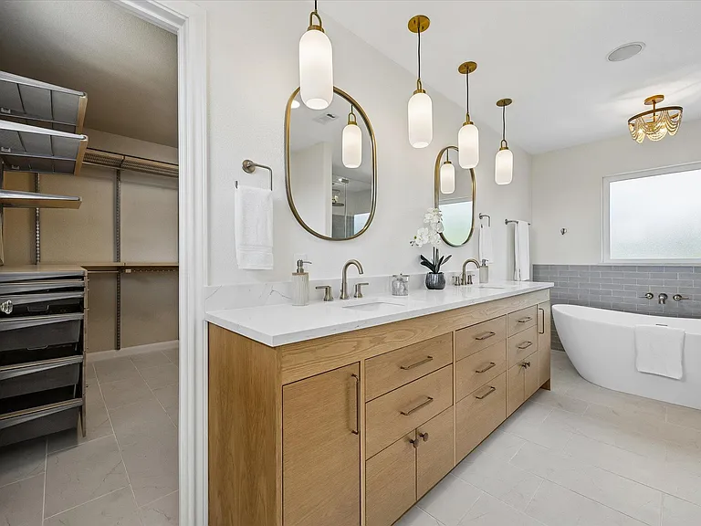 4004 Cloudy Ridge Rd — Photo 15