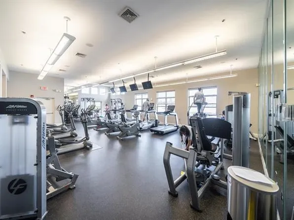 26 Avenue At Port Imperial image 35 of 38