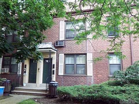 1st image of 7023 Park Dr E