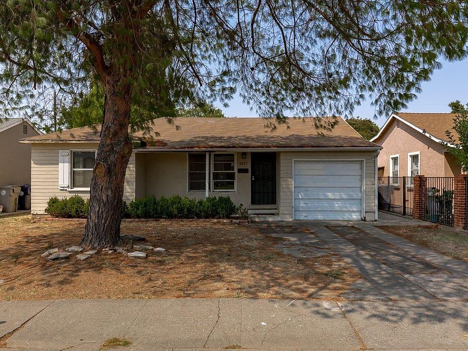 2nd image of 2621 24th Ave