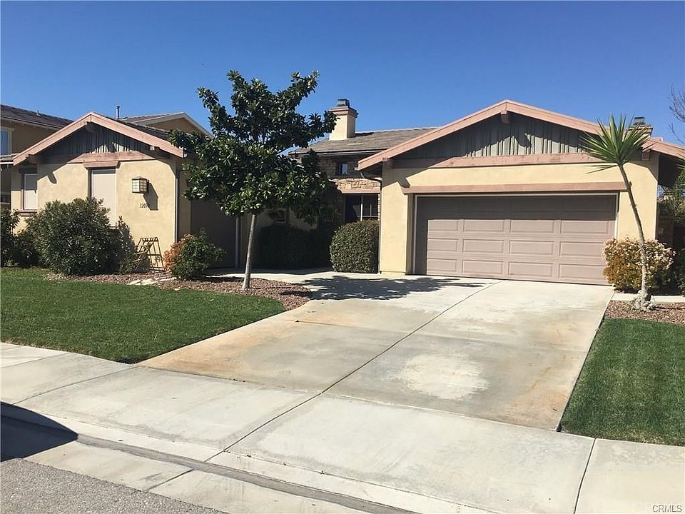 1st image of 32090 Clear Springs Dr