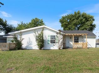 202 Buttry Rd, Rogers, AR 72756